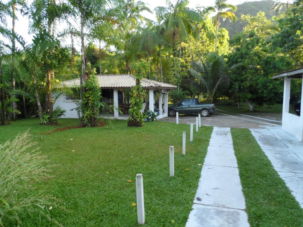 Aptos Familia Com Ar Condicionado Ubatuba Praia Pereque Acu Kültér fotó