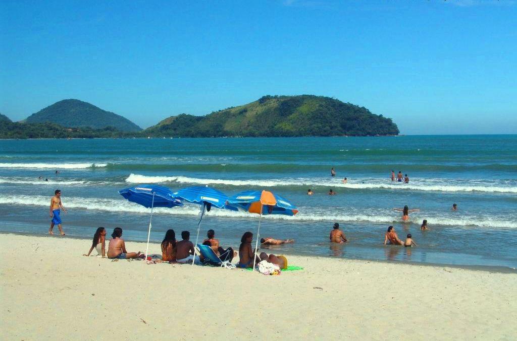 Aptos Familia Com Ar Condicionado Ubatuba Praia Pereque Acu Kültér fotó